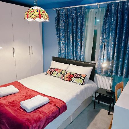 Luxury Double Blue Room Λονδίνο Εξωτερικό φωτογραφία
