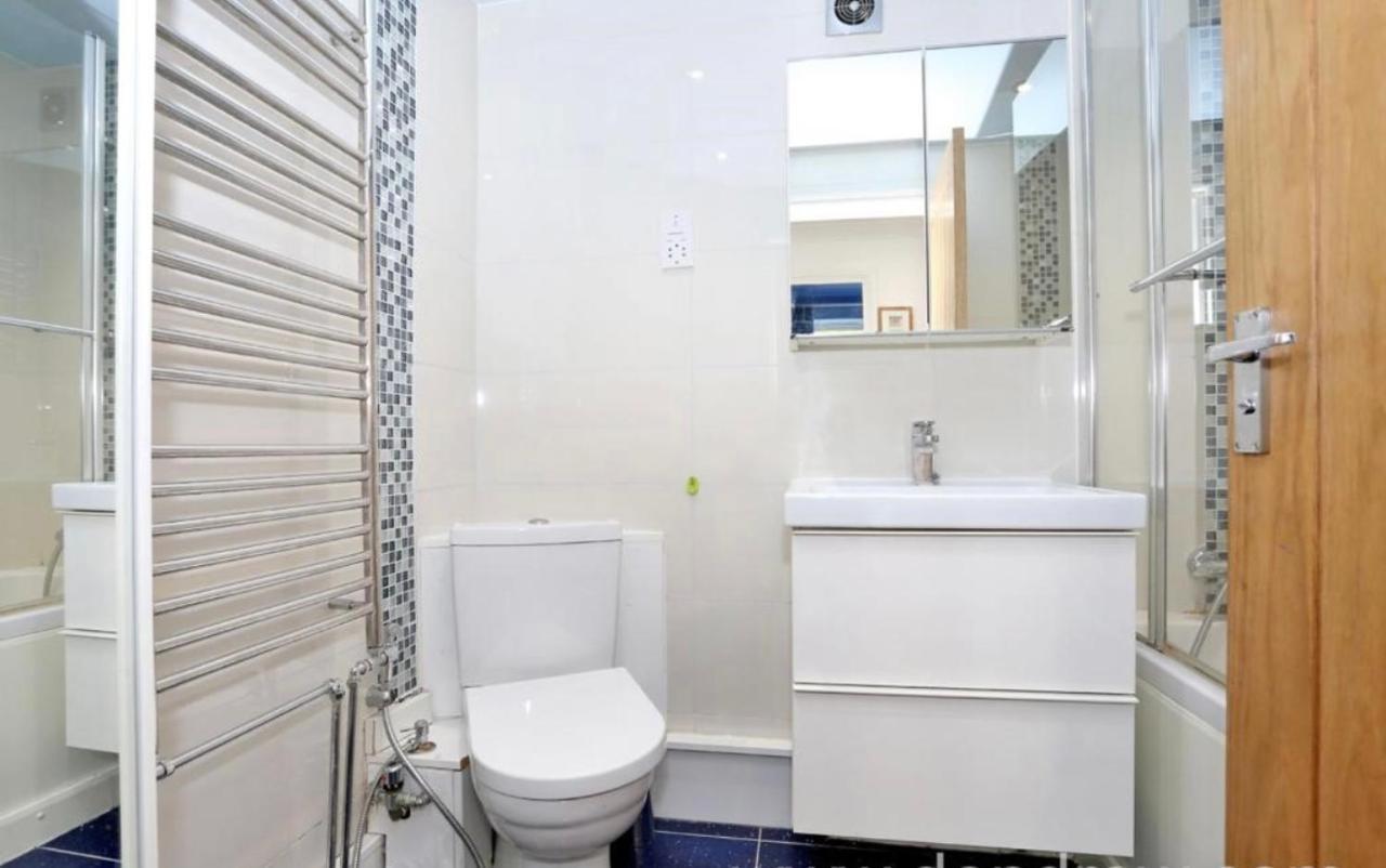 Luxury Double Blue Room Λονδίνο Εξωτερικό φωτογραφία